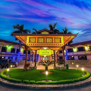 Hotel Nirvana By Luxury International